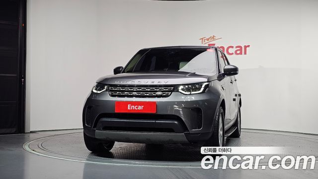 Land Rover Discovery 5 2.0 SD4 SE 2018 — фото 3