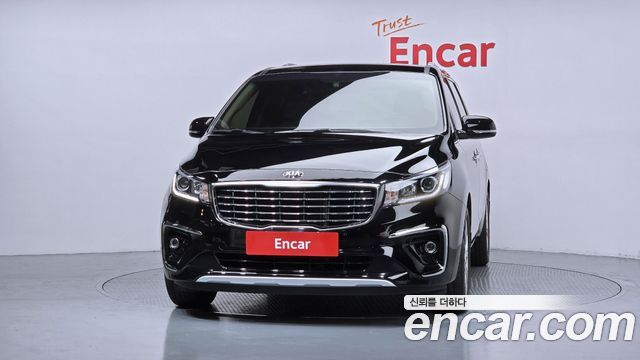 Kia Carnival 9-Seater Prstige 2020 — фото 3