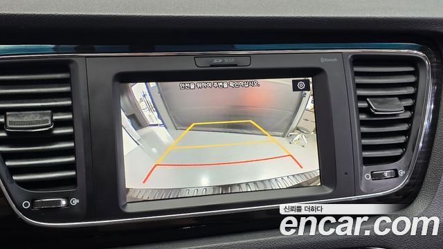 Kia Carnival 9-Seater Prstige 2020 — фото 15