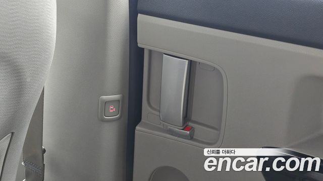 Kia Carnival 9-Seater Prstige 2020 — фото 19