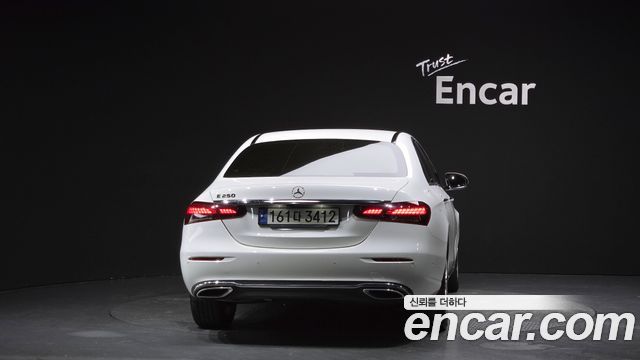 Mercedes-Benz E-Class (W213) E250 Exclusive 2021 — фото 4