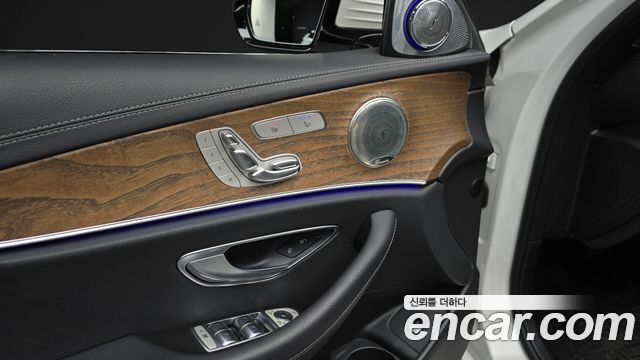 Mercedes-Benz E-Class (W213) E250 Exclusive 2021 — фото 15