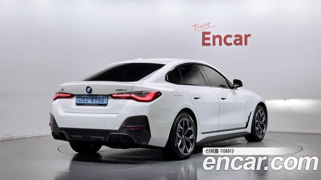 BMW i4 eDrive40 M Sports Pro 2022 — фото 2