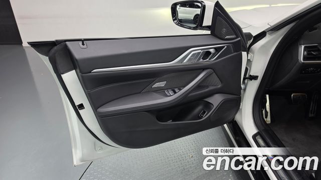 BMW i4 eDrive40 M Sports Pro 2022 — фото 24