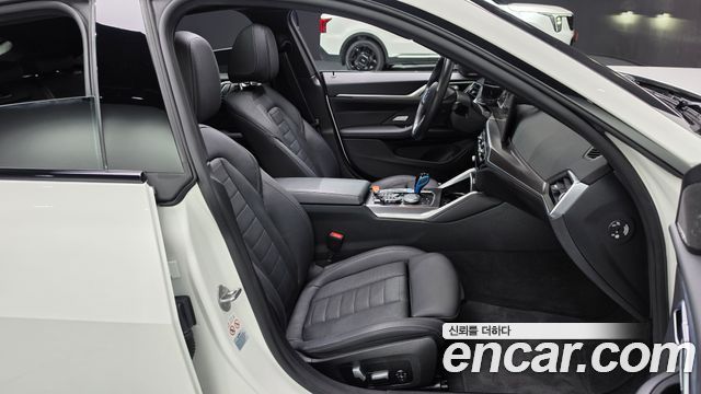 BMW i4 eDrive40 M Sports Pro 2022 — фото 26