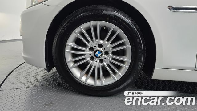 BMW 5 Series (F10) 520d 2014 — фото 5
