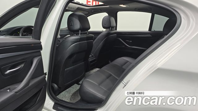 BMW 5 Series (F10) 520d 2014 — фото 15