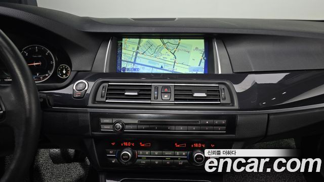 BMW 5 Series (F10) 520d 2014 — фото 17
