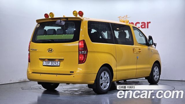 Hyundai Grand Starex School Bus LPi 2021 — фото 2