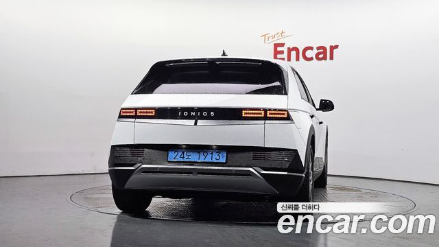 Hyundai Ioniq 5 Standard Exclusive 2023 — фото 4