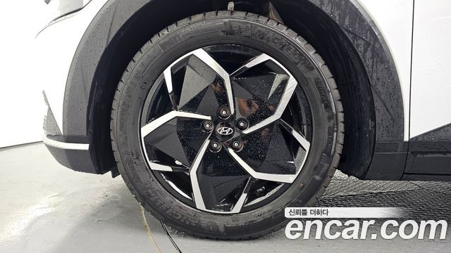 Hyundai Ioniq 5 Standard Exclusive 2023 — фото 5