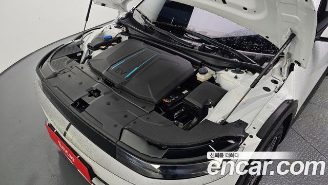 Hyundai Ioniq 5 Standard Exclusive 2023 — фото 6