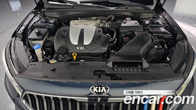 Kia K7 Premier 3.0 LPI Prestige 2020 — фото 6