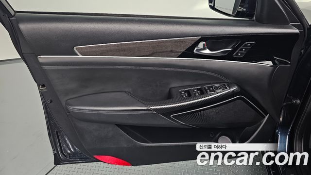 Kia K7 Premier 3.0 LPI Prestige 2020 — фото 24
