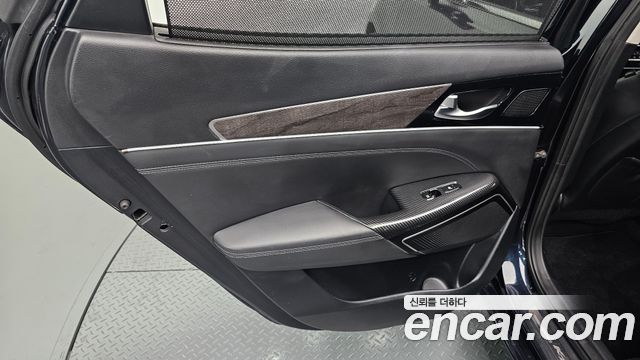 Kia K7 Premier 3.0 LPI Prestige 2020 — фото 25