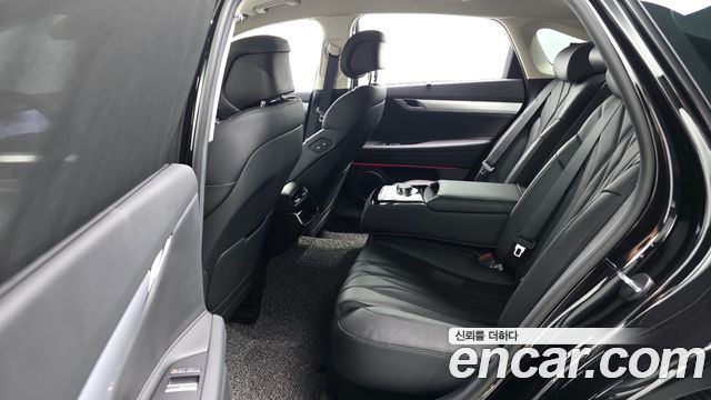 Genesis G80 (RG3) Gasoline 2.5 Turbo AWD 2025 — фото 11