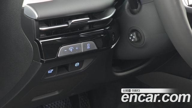 Genesis G80 (RG3) Gasoline 2.5 Turbo AWD 2025 — фото 15