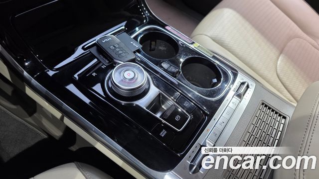 Kia Carnival (IV) Diesel 7-Seater Hi-Limousine Signature 2022 — фото 9