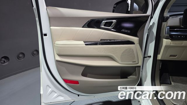Kia Carnival (IV) Diesel 7-Seater Hi-Limousine Signature 2022 — фото 24