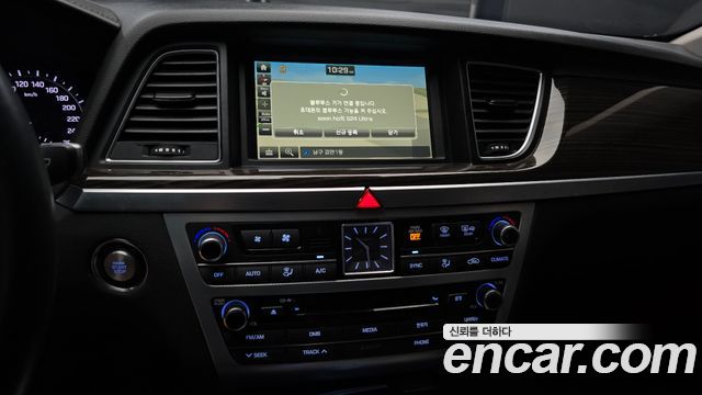 Genesis G80 3.3 GDI AWD Luxury 2017 — фото 14