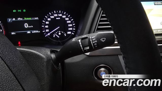 Genesis G80 3.3 GDI AWD Luxury 2017 — фото 17