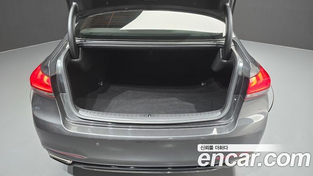 Genesis G80 3.3 GDI AWD Luxury 2017 — фото 20