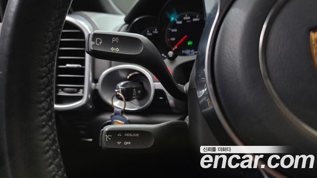 Porsche Cayenne 3.0 Diesel Platium Edition 958 2017 — фото 18