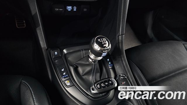 Hyundai Veloster (JS) 2.0 N 2020 — фото 9