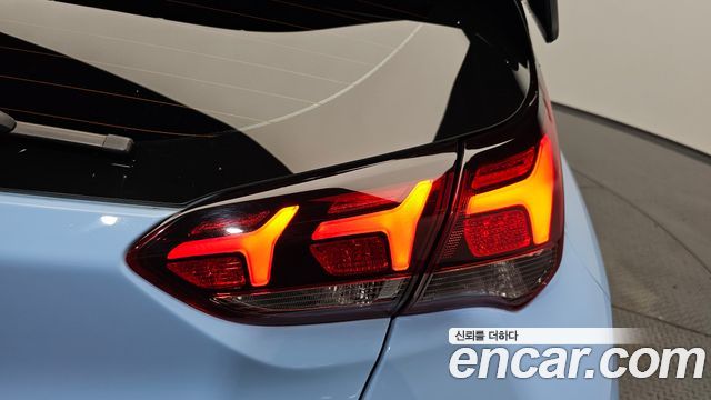 Hyundai Veloster (JS) 2.0 N 2020 — фото 23
