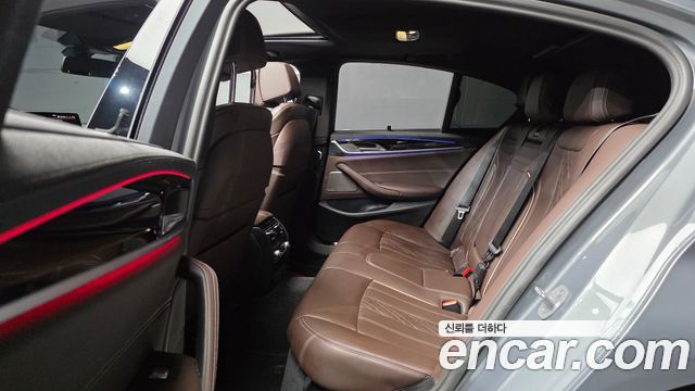 BMW 5 Series (G30) 530i M Sport Package 2023 — фото 12