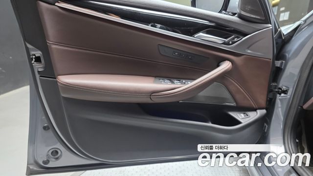 BMW 5 Series (G30) 530i M Sport Package 2023 — фото 24