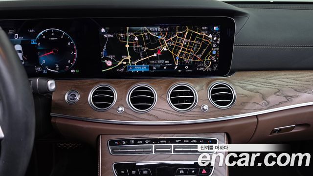 Mercedes-Benz E-Class (W213) E250 Exclusive 2021 — фото 13