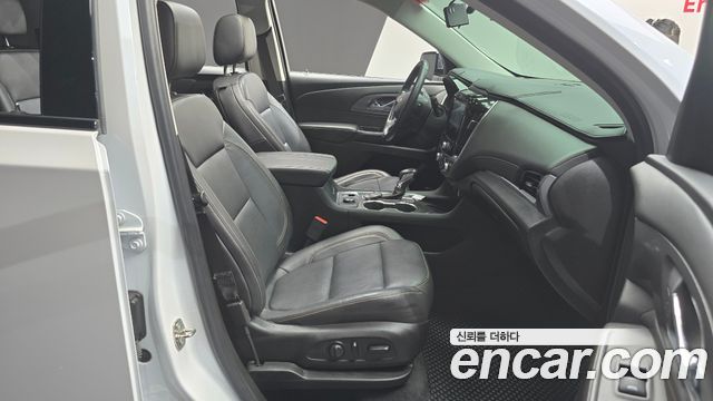 Chevrolet Traverse 3.6 AWD Redline 2021 — фото 11