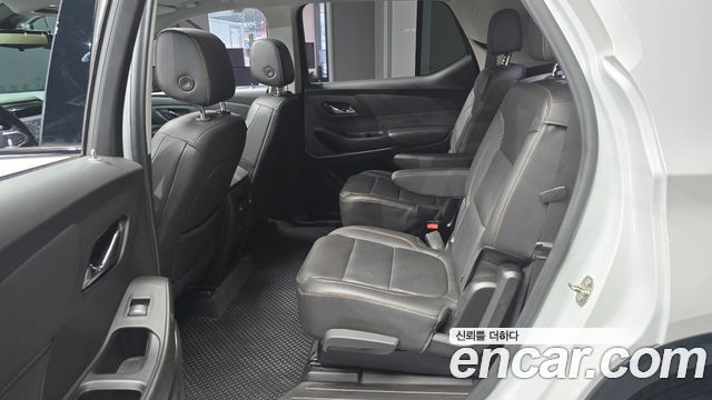 Chevrolet Traverse 3.6 AWD Redline 2021 — фото 12