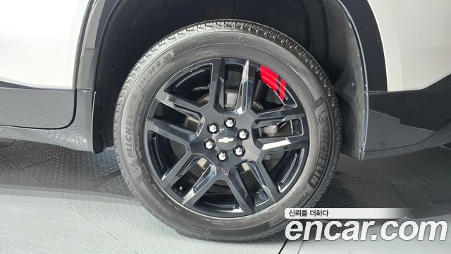Chevrolet Traverse 3.6 AWD Redline 2021 — фото 21