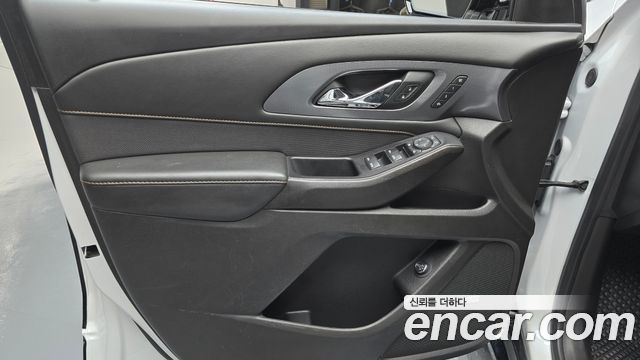 Chevrolet Traverse 3.6 AWD Redline 2021 — фото 24