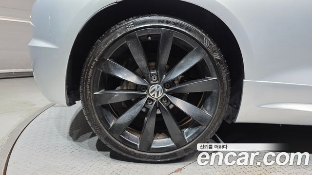 Volkswagen Scirocco 2.0 TDI R-Line 2013 — фото 5