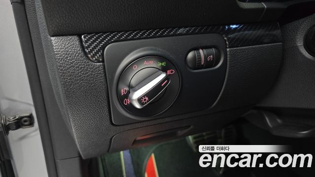 Volkswagen Scirocco 2.0 TDI R-Line 2013 — фото 18