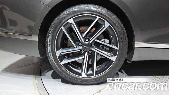 Genesis G80 (RG3) Gasoline 2.5 Turbo AWD 2026 — фото 5