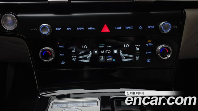 Genesis G80 (RG3) Gasoline 2.5 Turbo AWD 2026 — фото 27