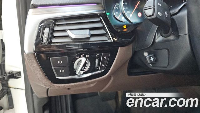 BMW 5 Series (G30) 520d Luxury Plus 2018 — фото 14