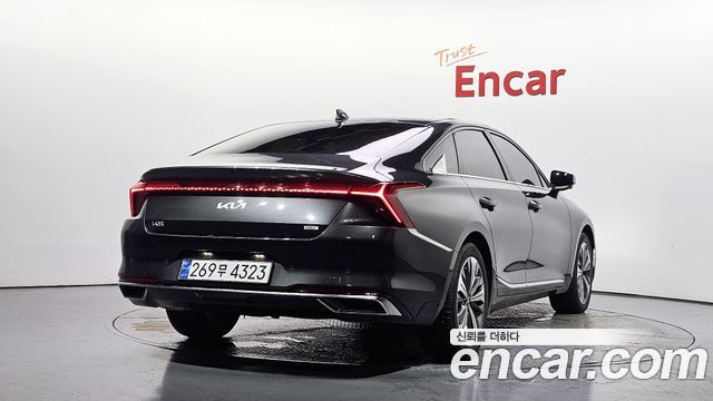 Kia K8 Hybrid Signature 2022 — фото 2