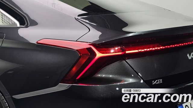 Kia K8 Hybrid Signature 2022 — фото 23