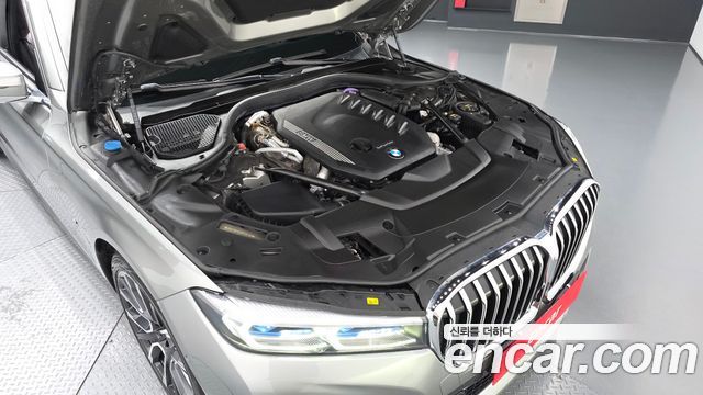 BMW 7 Series (G11) 730d xDrive M Sport 2021 — фото 6