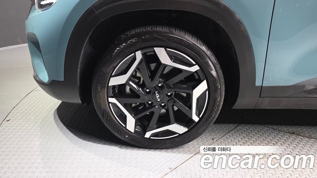 Kia Seltos Gasoline 1.6 Turbo 4WD Signature 2026 — фото 5