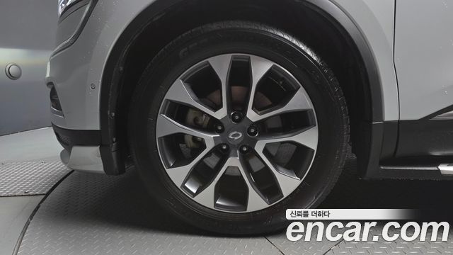 Renault Korea QM6 Diesel 2WD RE Signature 2018 — фото 5