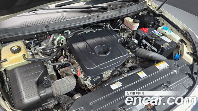 KG Mobility (SsangYong) Korando Turismo 4WD RX 11-seater 2016 — фото 6