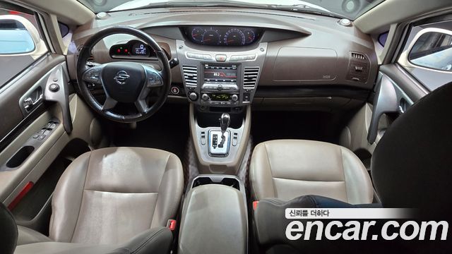 KG Mobility (SsangYong) Korando Turismo 4WD RX 11-seater 2016 — фото 7