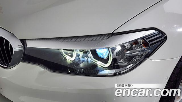 BMW 5 Series (G30) 530i Luxury Plus 2019 — фото 22