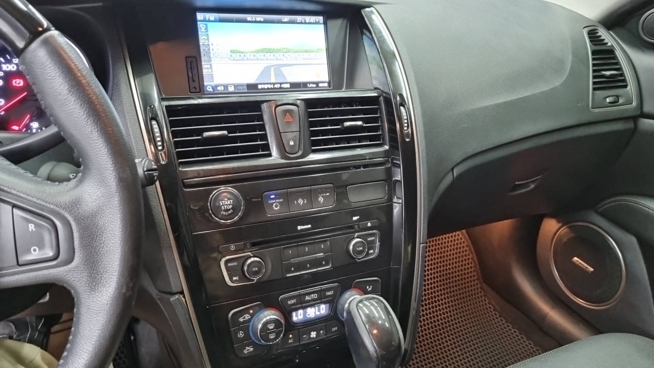 Renault Korea SM7 Nova RE 2015 — фото 16